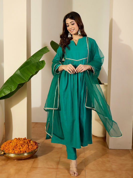 Pleated A-Line Gota Detailed Round Neck Kurta & Trousers With Dupatta
