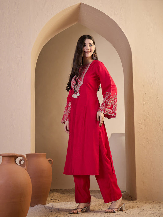 Women Floral Thread Embroidered Yoke Design Kurta Set