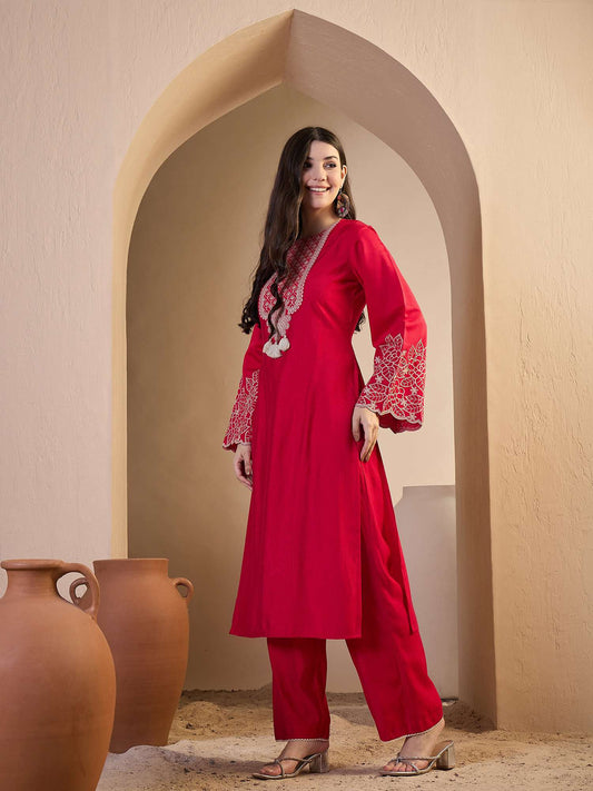 Women Floral Thread Embroidered Yoke Design Kurta Set