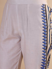 Women Floral Printed Regular Kurta with Trousers