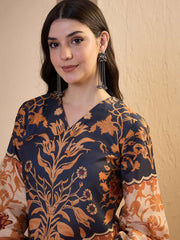 Women Floral Printed Regular Kurta with Trousers