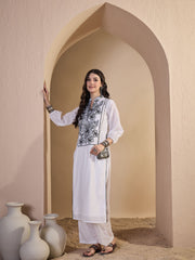 Women Floral Embroidered Regular Thread Work Kurta with Trousers