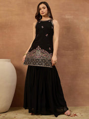 Women Ethnic Motifs Embroidered Regular Thread Work Kurti with Sharara & With Dupatta