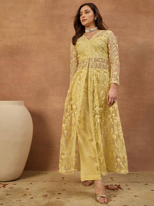 Women Floral Embroidered Regular Thread Work Kurta with Trousers