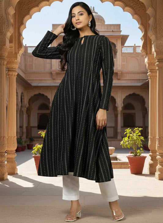Women Keyhole Neck Kurta