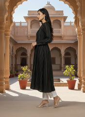 Women Keyhole Neck Kurta