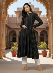 Women Keyhole Neck Kurta
