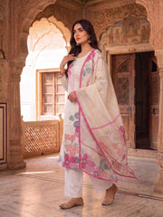 Women Floral Printed Regular Beads and Stones Pure Silk Kurta with Trousers & With Dupatta