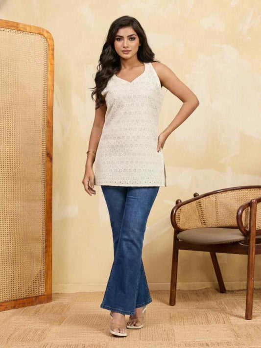 Ethnic Motifs Embroidered V-Neck Chikankari Chikankari Kurti
