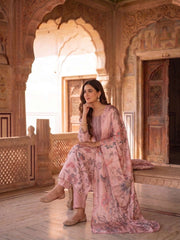 Women Floral Printed Regular Thread Work Silk Crepe Kurta with Trousers & With Dupatta