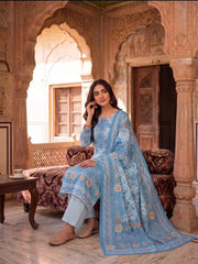 Women Floral Printed Regular Silk Crepe Kurta with Trousers & With Dupatta