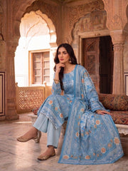 Women Floral Printed Regular Silk Crepe Kurta with Trousers & With Dupatta