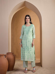 Women Floral Thread Embroidered Kurta Set With Dupatta