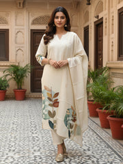 Women Floral Printed Regular Pure Cotton Kurta with Trousers & With Dupatta