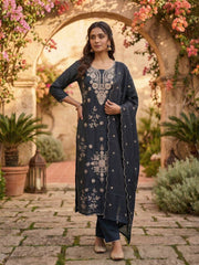 Women Floral Yoke Design Regular Thread Work Kurta with Trousers & With Dupatta