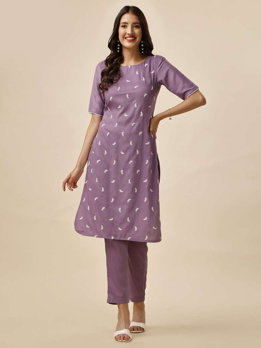 Floral Embroidered Thread Work Straight Kurta with Trousers