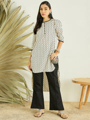 Off White Geometric Printed Regular Kurta with Trousers