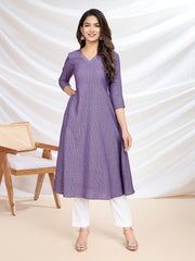 Geometric Woven Design Round Neck Three-Quarter Sleeves Kurta