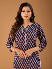 Women Floral Printed Gotta Patti Floral Kurta