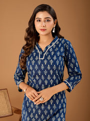 Ethnic Motifs Printed V-Neck Cotton Straight Kurta