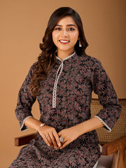 Women Floral Printed Gotta Patti Floral Kurta