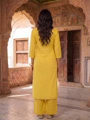 Women Ethnic Motifs Embroidered Regular Thread Work Kurta with Palazzos