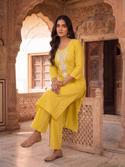 Women Ethnic Motifs Embroidered Regular Thread Work Kurta with Palazzos
