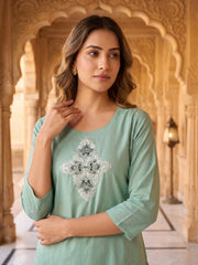 Women Ethnic Motifs Embroidered Regular Thread Work Kurta with Palazzos