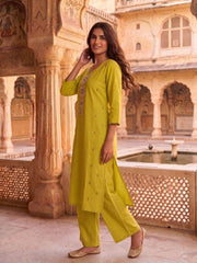 Women Ethnic Motifs Embroidered Regular Thread Work Kurta with Palazzos