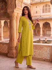 Women Ethnic Motifs Embroidered Regular Thread Work Kurta with Palazzos