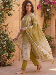 Women Floral Printed Regular Pure Silk Kurta with Trousers & With Dupatta