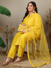 Women Floral Embroidered Regular Sequinned Kurta with Trousers & Dupatta
