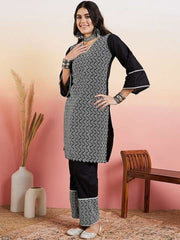 Black & White Floral Embroidered Straight Thread Work Kurta With Trouser