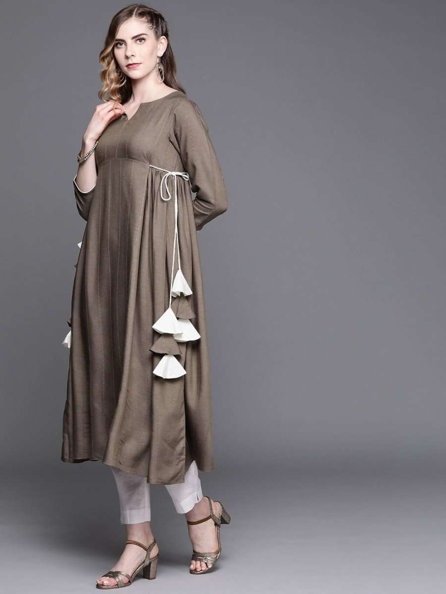 Beige Self Design Sequinned Embroidered Kurta - Inddus.com