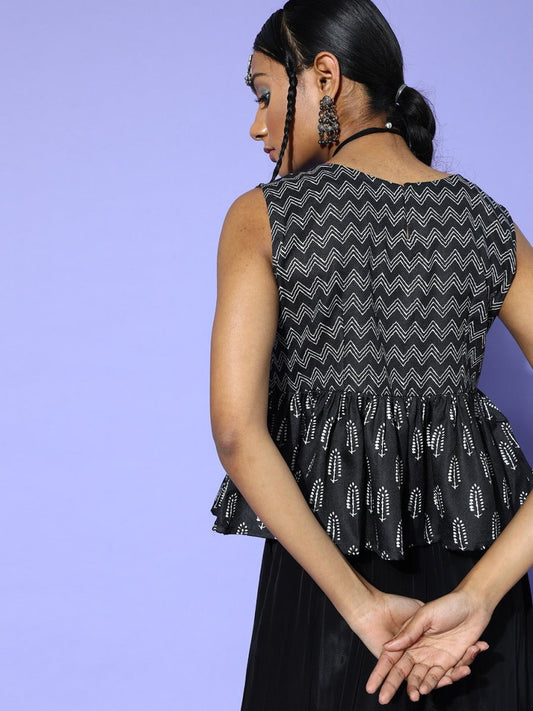 Black Cotton Blend Printed Crop Top - Inddus.com