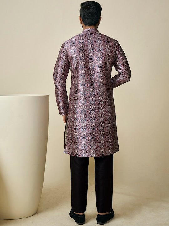 Ethnic Motif Printed Straight Kurta - Inddus.com
