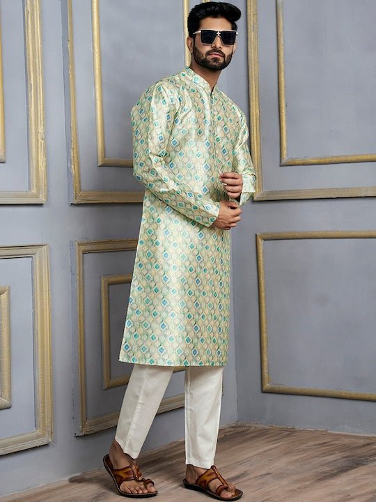 Ethnic Motifs Printed Mandarin Collar Kurta - Inddus.com