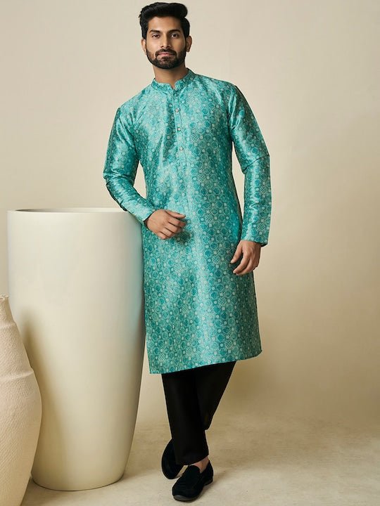 Ethnic Motifs Printed Mandarin Collar Kurta - Inddus.com