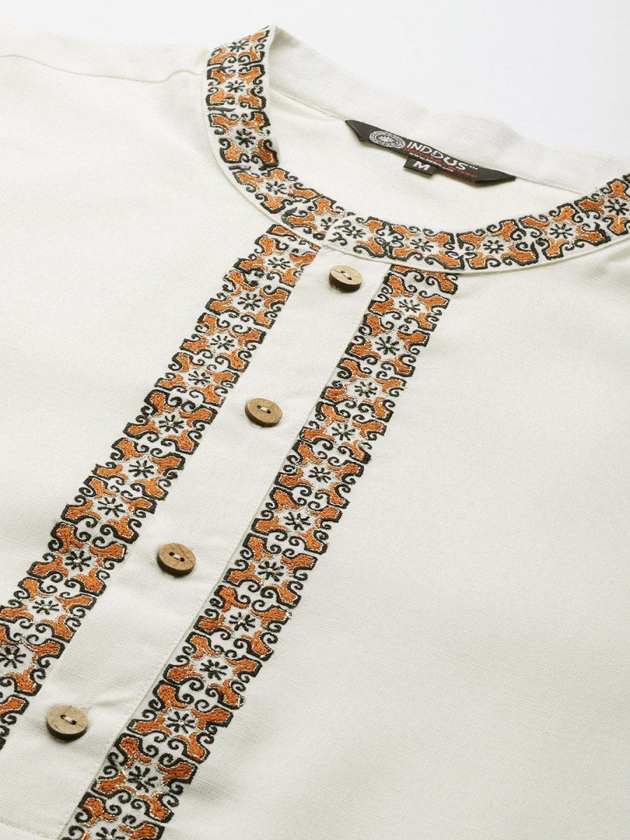 Ethnic Motifs Yoke Design Linen Blend Thread Work Kurta - Inddus.com