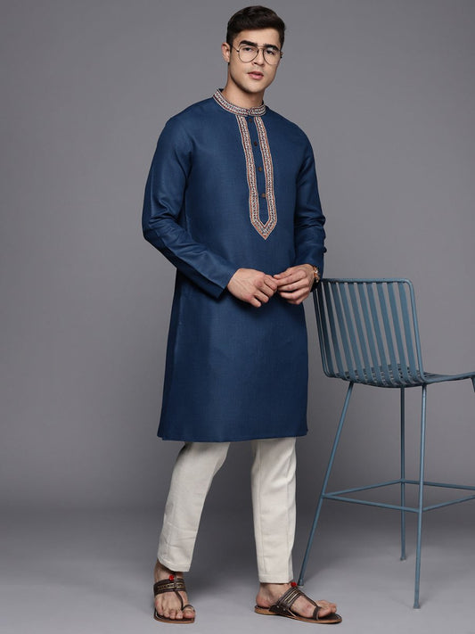 Ethnic Motifs Yoke Design Linen Blend Thread Work Kurta - Inddus.com