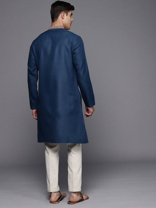 Ethnic Motifs Yoke Design Linen Blend Thread Work Kurta - Inddus.com