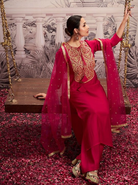 Ethnic Motifs Yoke Design Tie-Up Neck Zari Kurta Set With Dupatta - Inddus.com