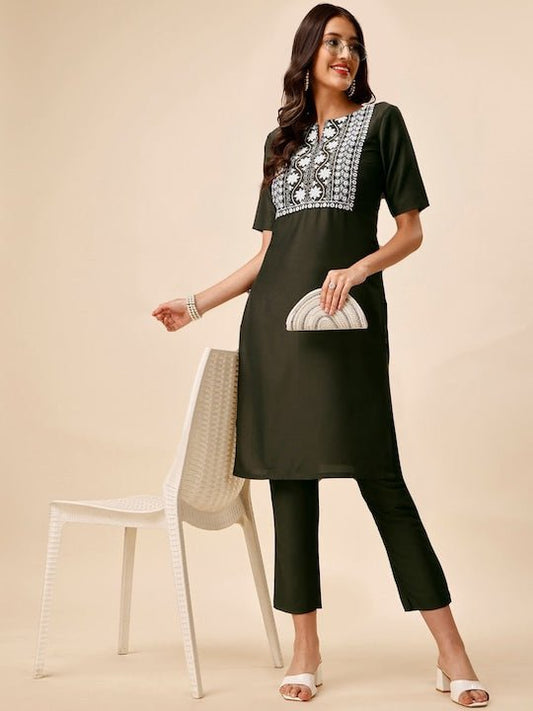 Floral Embroidered Yoke Design Thread Work Kurta & Trousers - Inddus.com