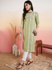 Green Floral Embroidered Regular Thread Work Kurta With Trousers - Inddus.com