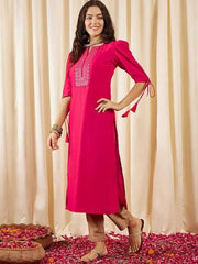 Magenta Floral Yoke Designed Regular Thread Work Straight Kurta - Inddus.com