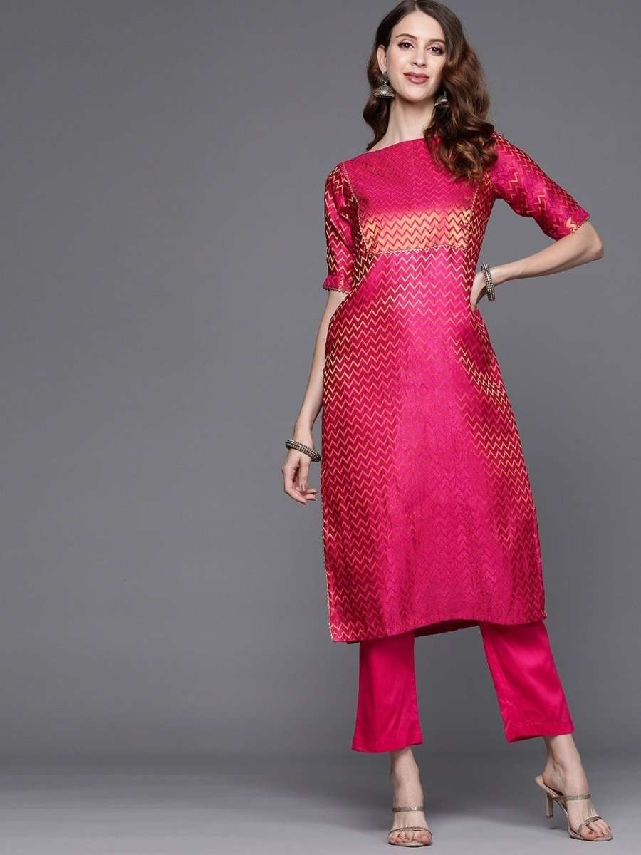 Magenta Pink Chevron Woven Kurta with Pants - Inddus.com