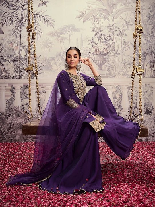 Malaika Arora Floral Yoke Design Round Neck Sequins Chanderi Cotton Kurta Set With Dupatta - Inddus.com