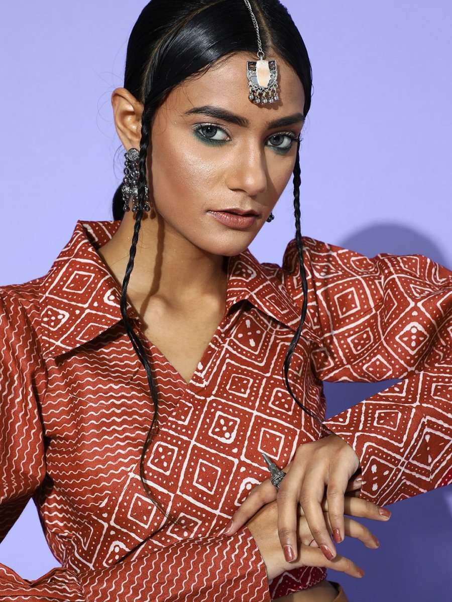 Maroon Cotton Blend Printed Crop Top - Inddus.com