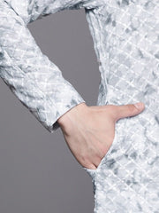 Men Ethnic Motifs Embroidered Thread Work Kurta - Inddus.com