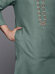 Men Ethnic Motifs Yoke Design Thread Work Kurta - Inddus.com